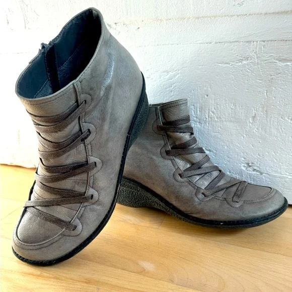 Miz Mooz Shoes Miz Mooz Wedge Ankle Boots Grey Size 4 Super Comfy Poshmark